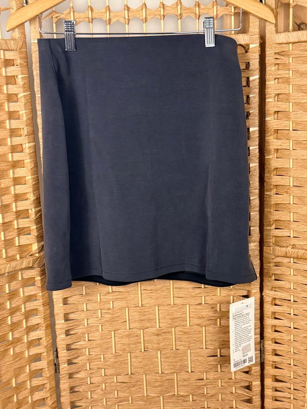 NWT Lululemon Softstreme High-Rise Mini Skirt Black Size Small